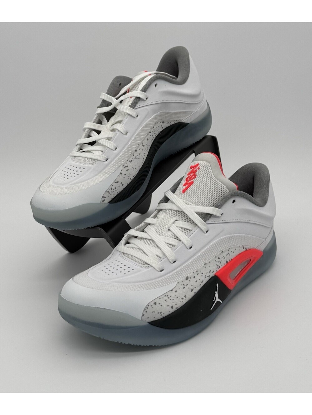 NEW Nike Air Jordan Zion 4 Men's 10.5 White Infrared 23 FB1802-103